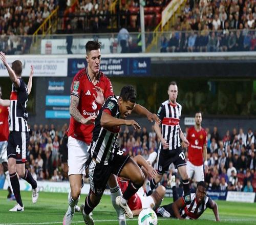 难以置信的身价差距：曼联竟遭身价低250倍的球队淘汰