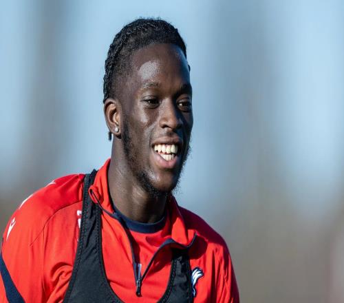 官方：水晶宫20岁边锋埃塞租借加盟英冠领头羊考文垂