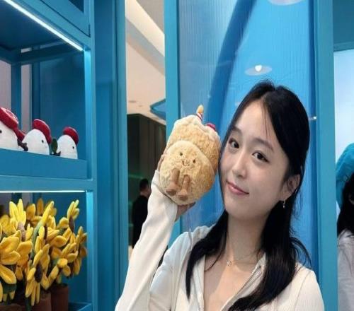 朱易社媒：趁着休息日，开启短暂的多巴胺模式