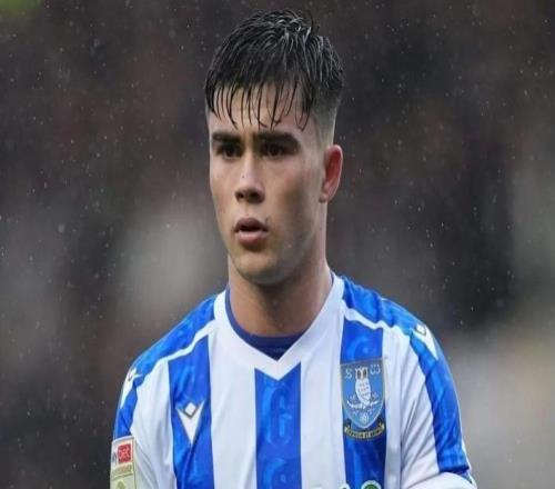 很枪手，邮报：有12支球队就1月租借哈里阿马斯与曼联接触