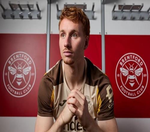 范登贝尔赫：斯洛特曾和我沟通，他想让我留利物浦当替补