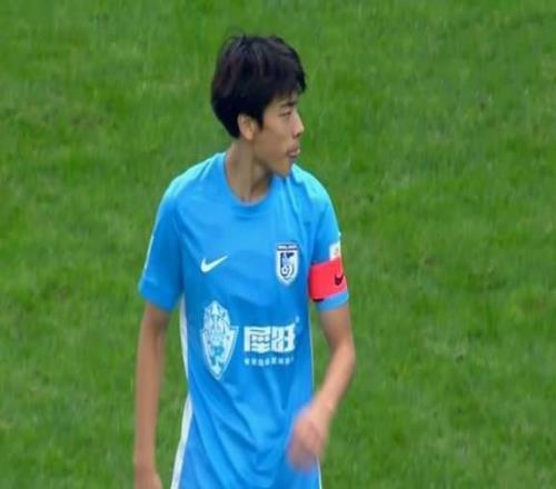 吕卓毅覆盖全场，错怪马莱莱不拼大连2外援受伤踢申花少输当赢