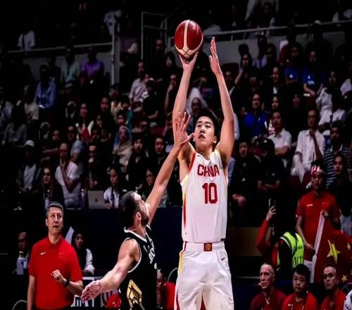 NBA中锋有了，世界级前锋也在阵中，中国男篮距重回正轨只差一环