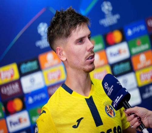 黄潜后卫：这样的结果令人苦涩，对阵曼城始终都要全神贯注