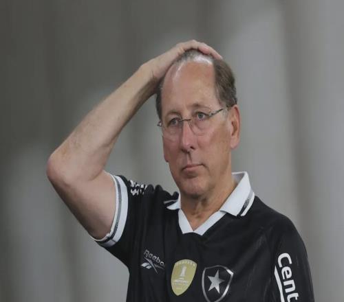 TA：里昂与博塔弗戈的老板特克斯托向狼队提出了收购报价