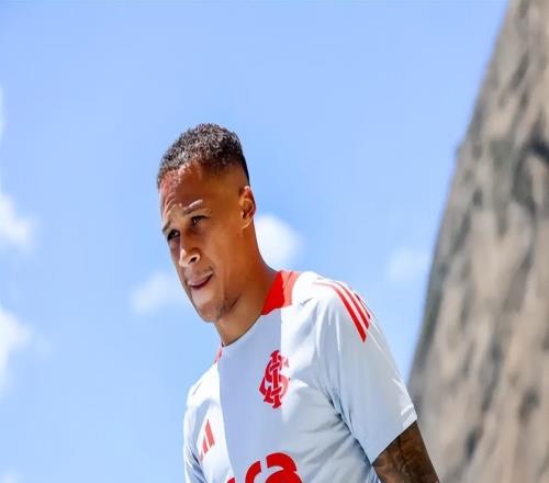有钱！中超升班马报价巴西妖锋，身价4千万，冬窗标王呼之欲出