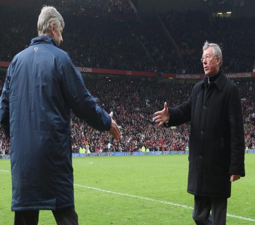 TA：其他联赛体育总监频繁抛头露面，英超总监们“默默无闻”