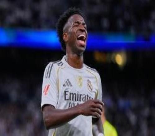 世体：因被换下抱怨主帅，维尼修斯或将面临约5万欧的罚款