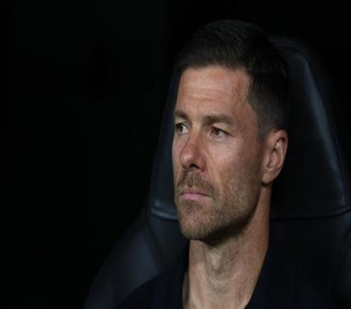 执教皇马前三场欧冠全胜，哈维阿隆索是欧冠改制后第五人