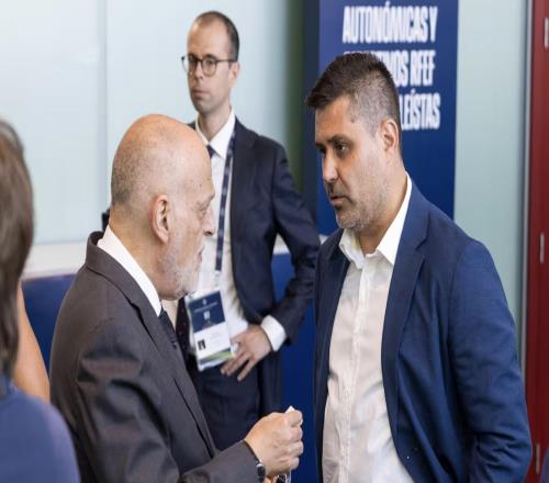 阿斯：西甲联盟将就开赛15秒抗议行为对AFE提起诉讼