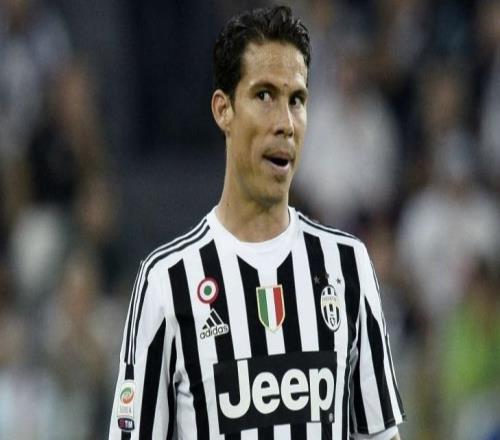 不职业！外援炮轰中超球队：整天开会，逼球员喝酒！我真的受够了