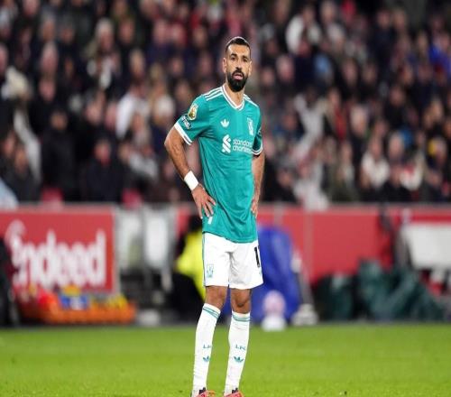 下滑，英超卫冕冠军第4次遭遇联赛4连败，利物浦独占2次