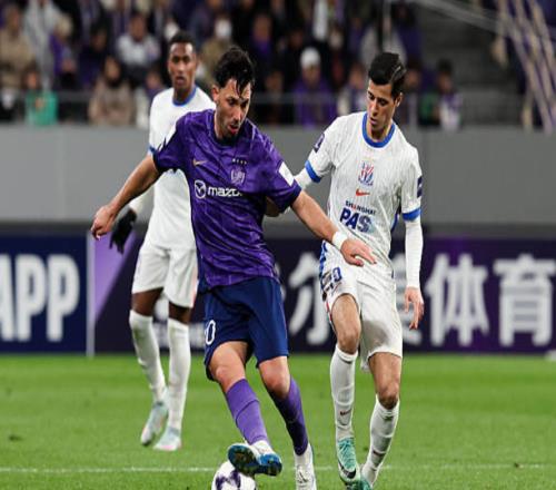 01！上海申花客负广岛三箭，球员通道发生冲突，创19年不胜纪录