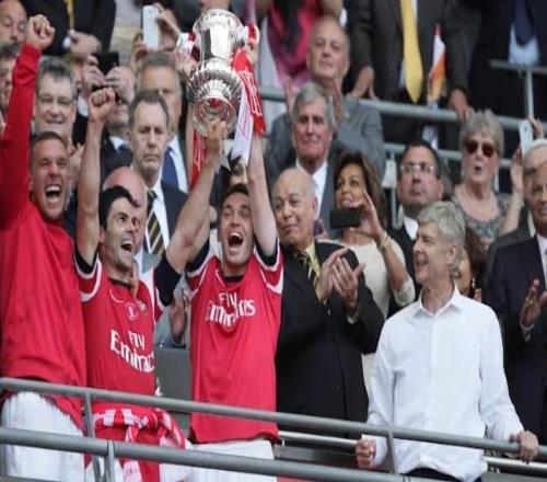 波多尔斯基：现在的拜仁踢得很有统治力希望阿森纳英超夺冠