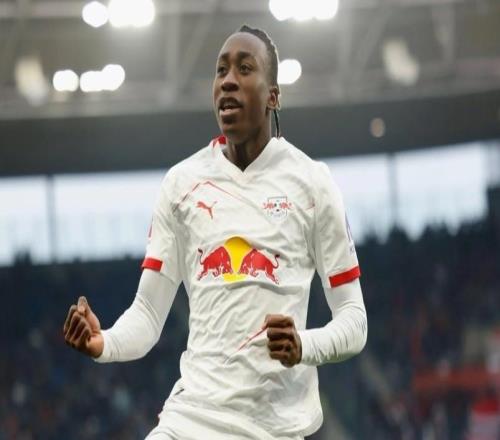 队危速归，图片报：莱比锡安排私人飞机接迪奥曼德返回德国