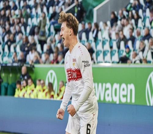 德天空：曼联在关注施蒂勒，斯图加特对其标价超过5000万欧