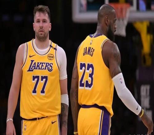 湖人战胜鹈鹕避免连败却迎来挑战：詹姆斯还有4天就要复出了