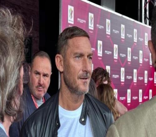 托蒂：希望罗马继续保持这样的水平，目前主要目标是重返欧冠