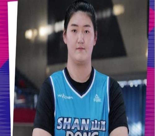 张子宇首秀12分钟15+6！山东女篮力克河北王丽丽25+10