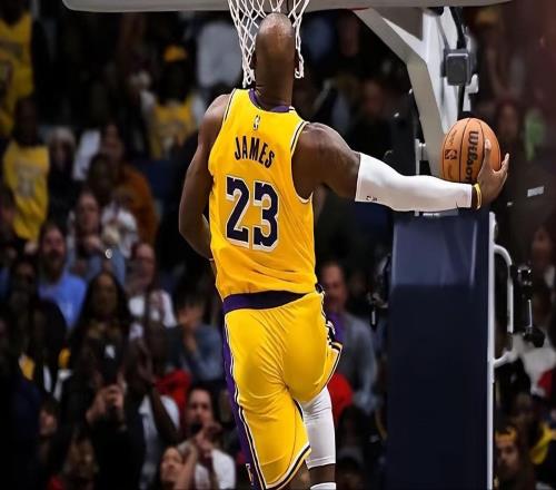 东詹同场30分！42分生涯新高，湖人强行逆转，关键时刻依旧无敌啊