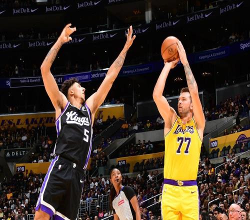 31+5+9！减重版东契奇更凶猛：湖人季前赛1胜5负，揭幕战有麻烦