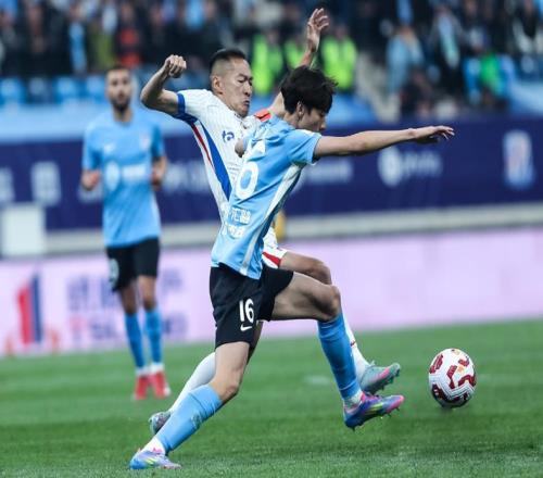 泰山VS海港扒层皮！徐正源PK邵佳一大连一旦输申花争冠扑朔迷离