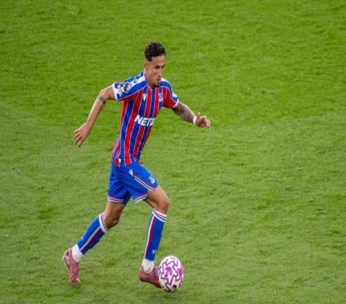 皮诺：凭借技术可以立足英超，沃顿有能力代表西班牙队出场