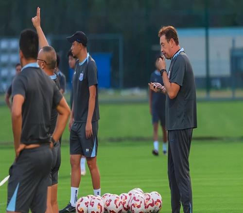 申花国脚或离队！被曝与主帅不合，赛季0出场，有望加盟大连英博