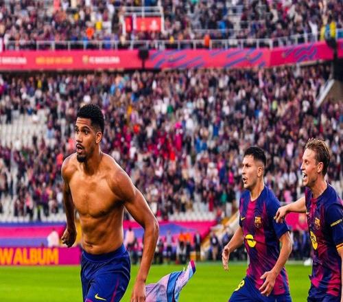 阿劳霍：我小时候就是踢前锋的，在替补席上我就想自己能进球