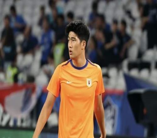 洋哨吹罚泰山队VS海港，瓦科为续约而战蒯纪闻+彭啸踢完暂时离队