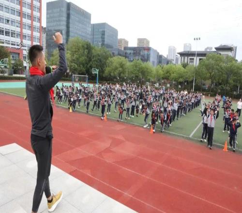 我的冠军老师—陈金洋分享体育的意义不是赢而是不放弃