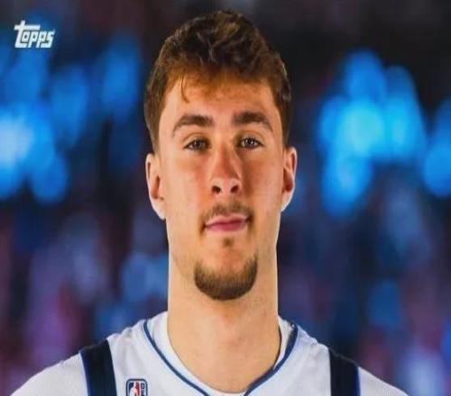 荣誉时刻！上赛季MVP&DPOY&最佳新秀球衣Logo换金标