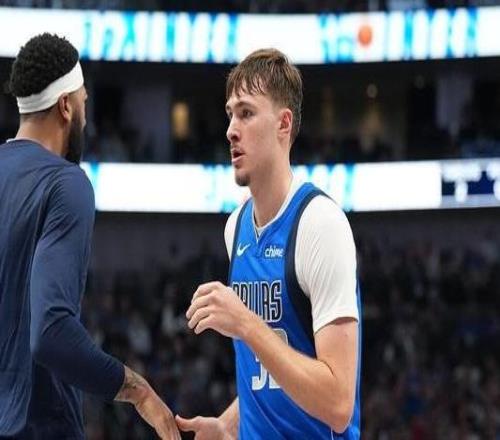 浓眉：弗拉格在应对逆境方面做的很好NBA赛季就像坐过山车