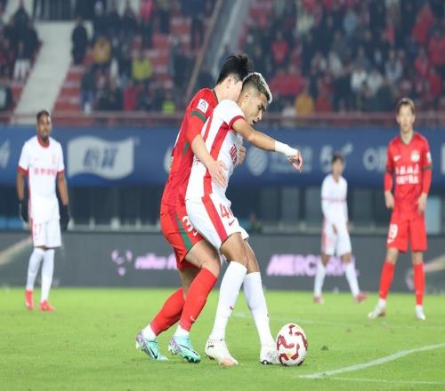 00！02！中超保级彻底乱套了，2大中超冠军危险，1队排名竟垫底