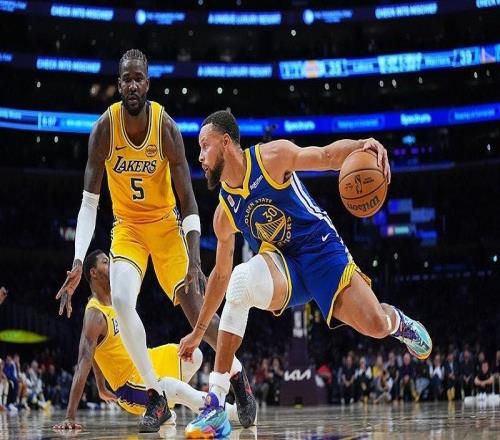 NBA揭幕战：库里23+4勇士119109胜湖人