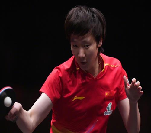 4-2夺两连冠！中国女乒26岁王牌攻防一体封神：全能战士霸气大吼