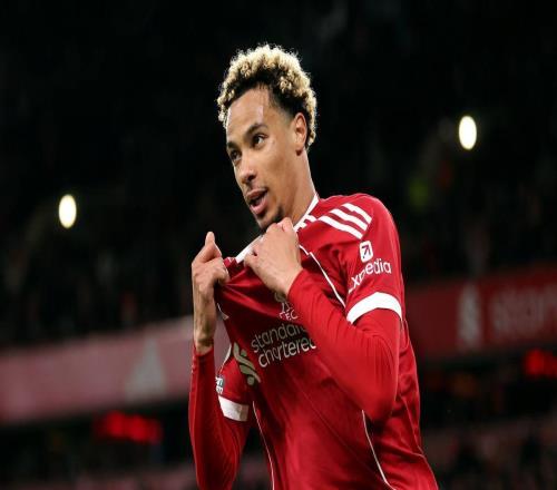 埃基蒂克染红主因是伊萨克！英超名宿直言：伊萨克加盟让他承压