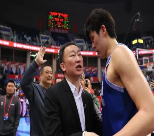 师徒重聚！杨瀚森NBA首秀迎重磅嘉宾刘维伟已获邀现场观战