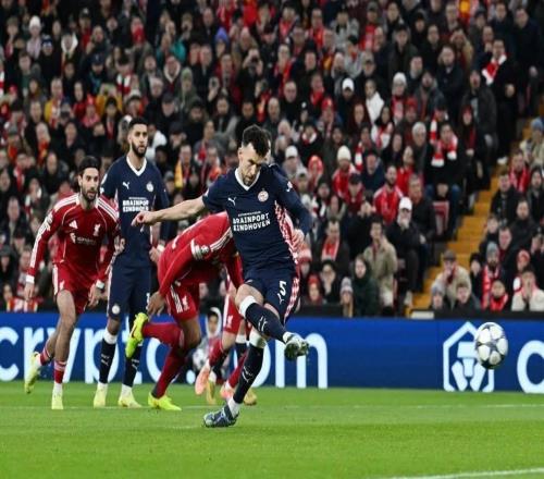 佩里西奇谈赢利物浦：球队表现很出色，首要目标是晋级淘汰赛