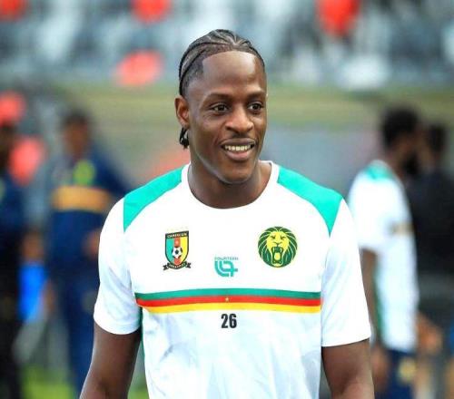 8场造8球，巴萨计划解锁3000万欧解约金，接班莱万！曼联紧追其后