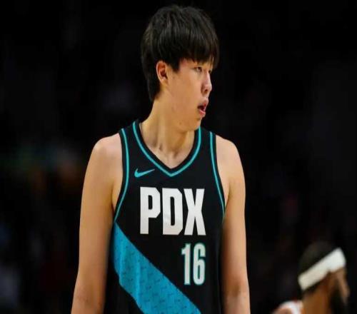 进攻全面爆发+助攻全队最高！开拓者扶正杨瀚森，17分钟生涯新高