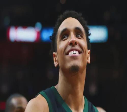 突发！当场毁约！还好勇士没签！