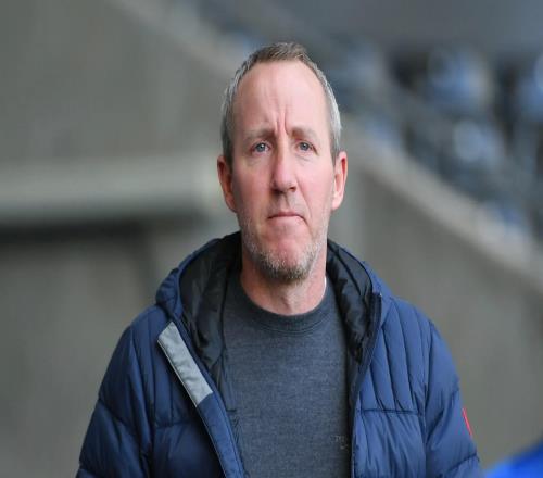 鲍耶：我在利兹联踢球时有次全队坐飞机引擎炸了，差点就死了